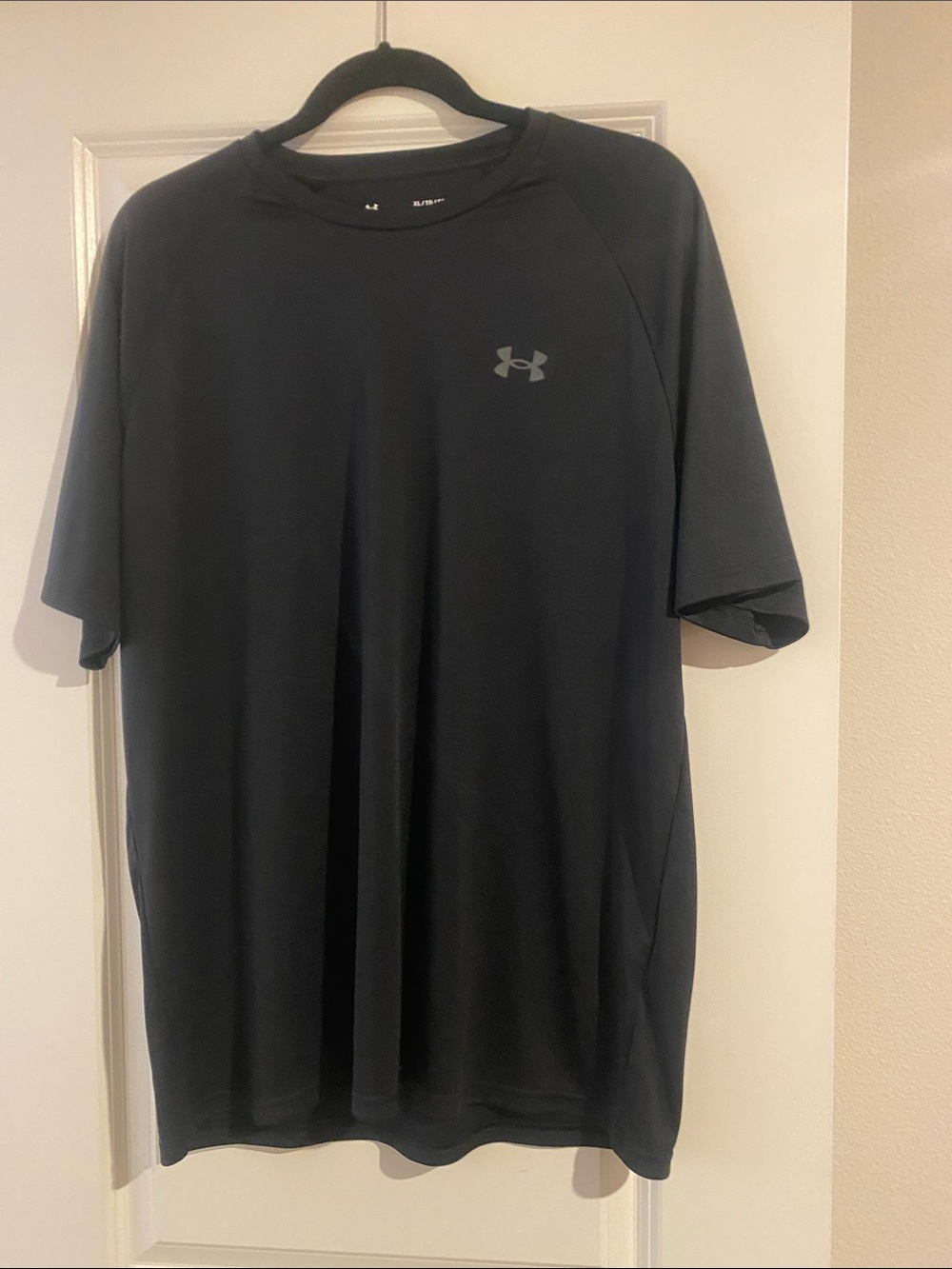 Under Armour XL T-shirt